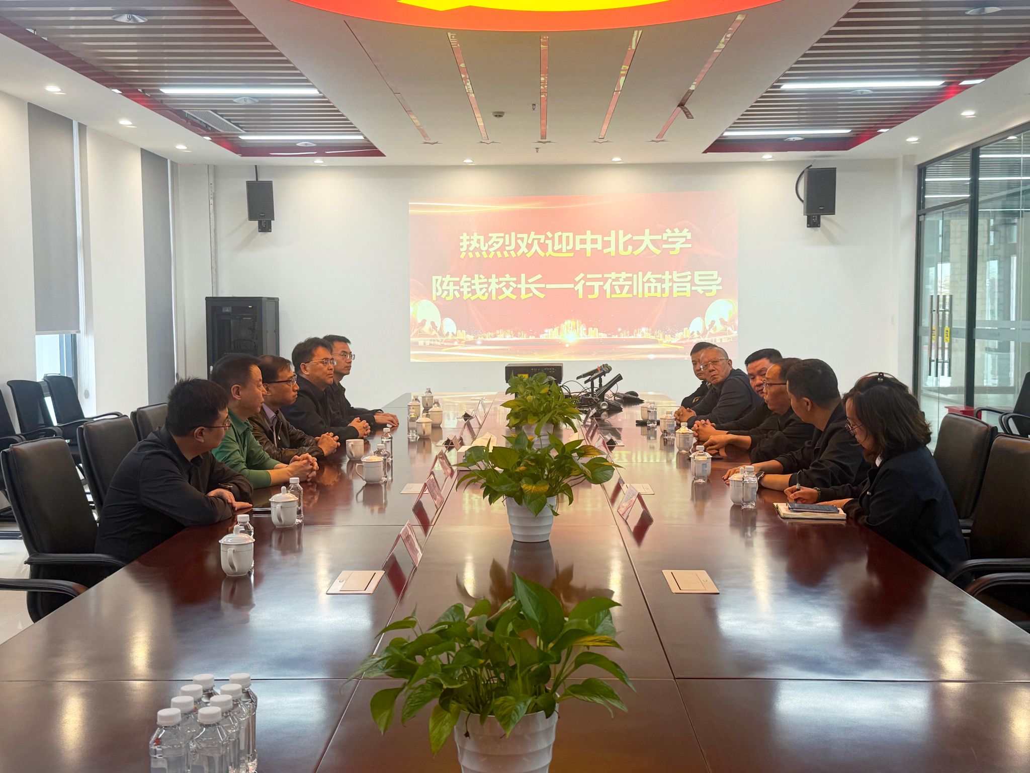 深化校企合作，拓展育人空間——陳錢校長率隊(duì)赴格力電器(珠海金灣)公司開展訪企拓崗活動